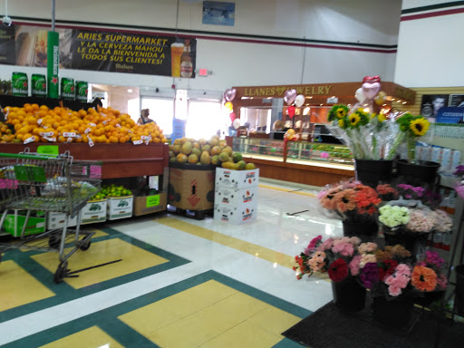Supermarket «Aries Supermarket», reviews and photos, 5945 W 25th Ct, Hialeah, FL 33016, USA