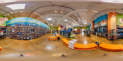 Running Store «Road Runner Sports», reviews and photos, 1326 Tenth Street, Berkeley, CA 94710, USA