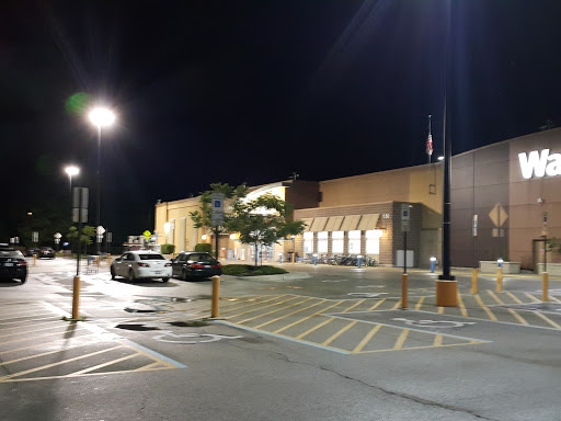 Department Store «Walmart Supercenter», reviews and photos, 150 Smith Rd, St Charles, IL 60174, USA