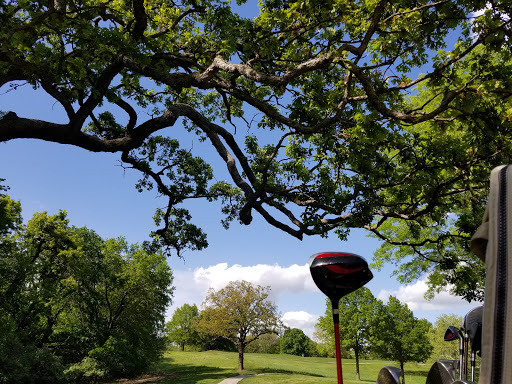 Golf Course «Hillcrest Country Club», reviews and photos, 8200 Hillcrest Rd, Kansas City, MO 64132, USA