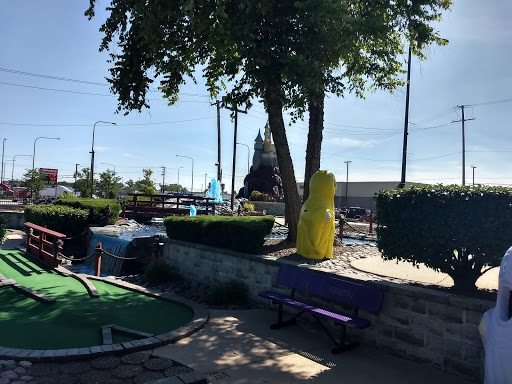 Amusement Center «Haunted Trails Family Amusement Park», reviews and photos, 7759 Harlem Ave, Burbank, IL 60459, USA