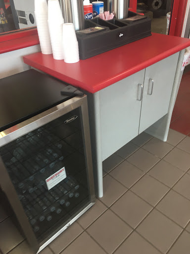 Tire Shop «Discount Tire Store - Fenton, MI», reviews and photos, 3609 Owen Rd, Fenton, MI 48430, USA