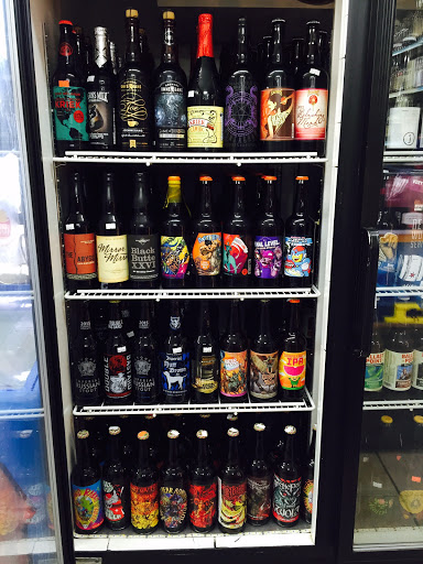 Liquor Store «Logan Liquors», reviews and photos, 2639 N Kedzie Ave, Chicago, IL 60647, USA