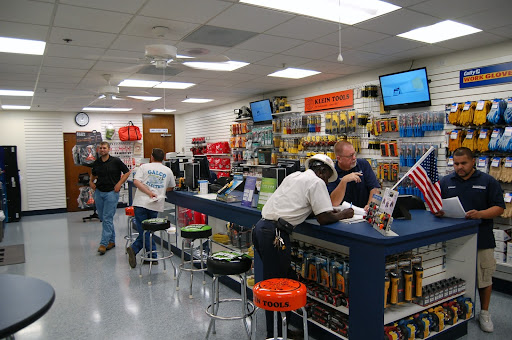 Electrical Supply Store «Wholesale Electric Supply Co. of Houston, Inc.», reviews and photos, 4040 Gulf Fwy A, Houston, TX 77004, USA