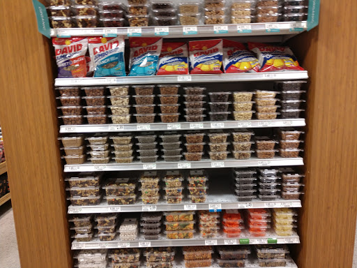 Supermarket «Publix Super Market at Oakhurst Plaza», reviews and photos, 9201 Oakhurst Rd, Seminole, FL 33776, USA