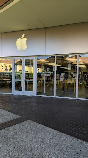 Computer Store «Apple The Falls», reviews and photos, 8888 SW 136th St, Miami, FL 33176, USA