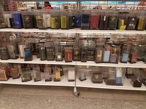 Clothing Store «Ross Dress for Less», reviews and photos, 2415 N Monroe St, Tallahassee, FL 32303, USA