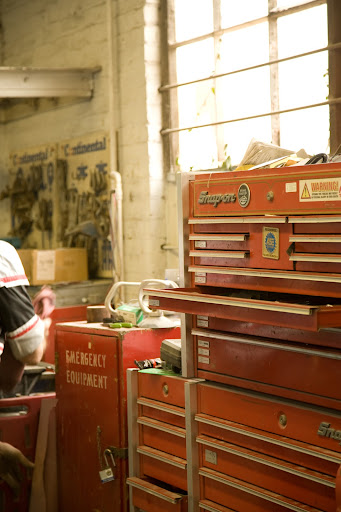 Auto Body Shop «CARSTAR Center City», reviews and photos, 4300 Montgomery Rd, Norwood, OH 45212, USA