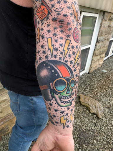 Explore bee tattoo ideas for women, creative tattoo ideas in Mount Pleasant, available at Goos Tattoo Shop