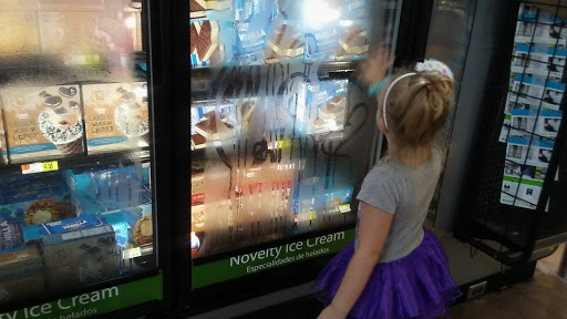 Department Store «Walmart Supercenter», reviews and photos, 1195 Barrett Blvd, Henderson, KY 42420, USA