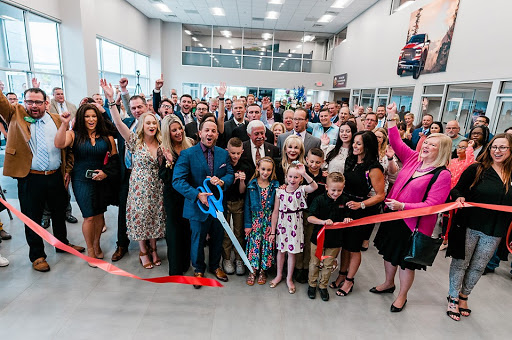 Car Dealer «LaFontaine Chrysler Dodge Jeep Ram of Fenton», reviews and photos, 15123 North Rd, Fenton, MI 48430, USA