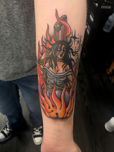 Tattoo Shop «Trilogy Tattoo Co», reviews and photos, 701 Lynnhaven Pkwy, Virginia Beach, VA 23452, USA