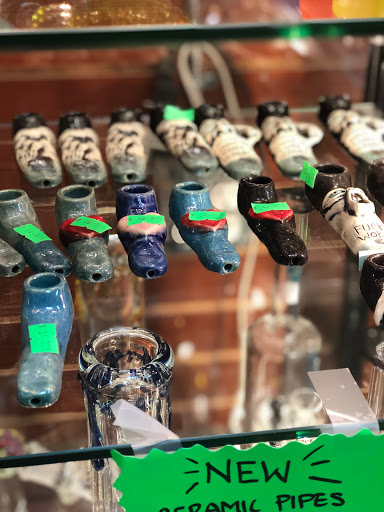 Cigar Shop «West Side Smoke Shop», reviews and photos, 712 Bridge St NW, Grand Rapids, MI 49504, USA