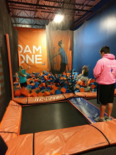 Amusement Center «Sky Zone Trampoline Park - St. Louis (Chesterfield)», reviews and photos, 17379 Edison Ave, Chesterfield, MO 63005, USA