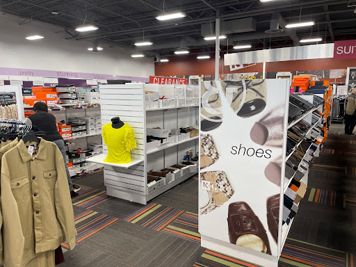 Clothing Store «K&G Fashion Superstore», reviews and photos, 4531 S Laburnum Ave #720, Richmond, VA 23231, USA