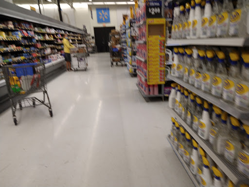 Department Store «Walmart Supercenter», reviews and photos, 814 W Bell Ave, Knoxville, IA 50138, USA