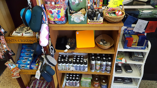 Tobacco Shop «The Psychedelic Jester Smoke & Gift Shop», reviews and photos, 6024 Seminole Blvd, Seminole, FL 33772, USA