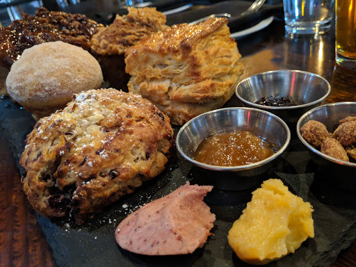 American Restaurant «Icehouse», reviews and photos, 2528 Nicollet Ave, Minneapolis, MN 55404, USA