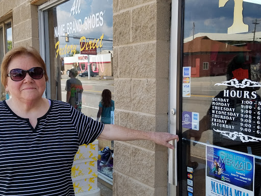 Shoe Store «Phillips Shoe Store», reviews and photos, 121 E Commercial Ave, Monterey, TN 38574, USA