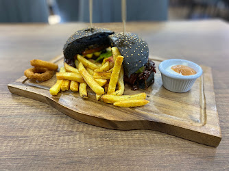 LA BOSS CAFE & BLACK BURGER