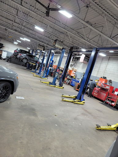 Chrysler Dealer «Teterboro Chrysler Jeep Dodge RAM», reviews and photos, 469 US-46, Little Ferry, NJ 07643, USA