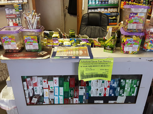 Tobacco Shop «M & M Smoke Shop», reviews and photos, 2211 N Grove St, Wichita, KS 67219, USA