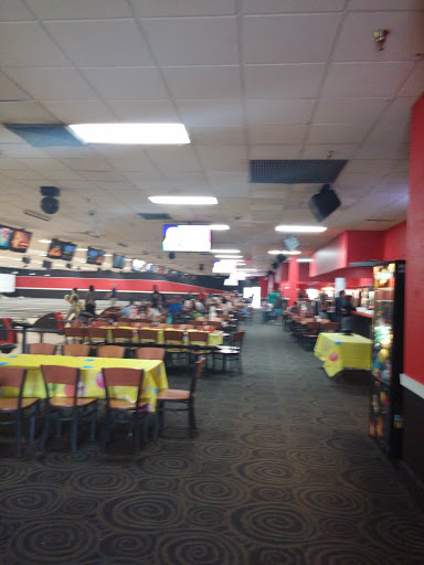 Bowling Alley «AMF Davie Lanes», reviews and photos, 8200 W State Rd 84, Davie, FL 33324, USA