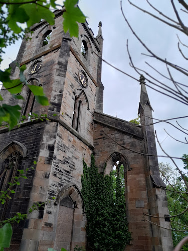 Reviews of Cathcart Old Parish Church in Glasgow - Church