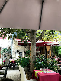 Atmosphère du Restaurant Le Grenier d'Aladin à Vézénobres - n°1