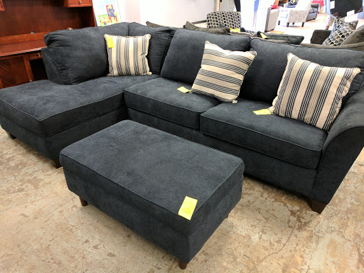 Thrift Store «Richmond Metropolitan Habitat For Humanity ReStore», reviews and photos