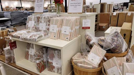 Outlet Store «Pottery Barn Outlet», reviews and photos, 788 Gravois Bluffs Blvd, Fenton, MO 63026, USA