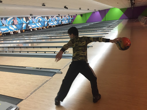 Karaoke Bar «Brownsburg Bowl», reviews and photos, 18 Whittington Dr, Brownsburg, IN 46112, USA