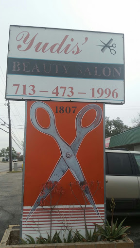 Beauty salon Pasadena