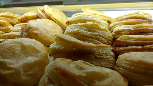 Pastry & Coffee Shop Noël