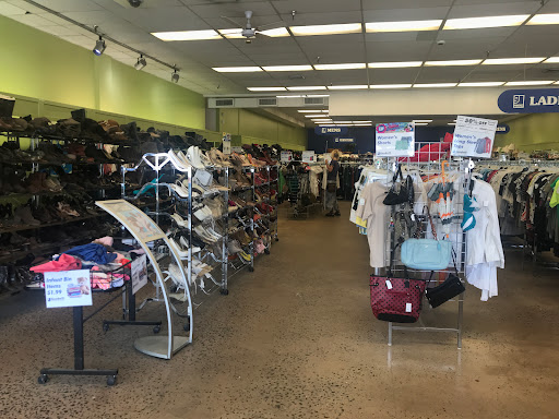 Store «Goodwill», reviews and photos, 61 Amity Rd # 4, New Haven, CT 06515, USA