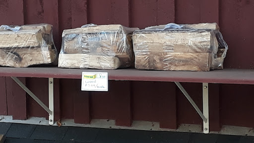 Produce Market «Brookside Farm Market», reviews and photos, 324 Amity Rd, Woodbridge, CT 06525, USA