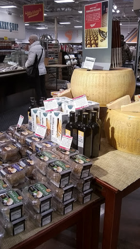 Grocery Store «Kroger», reviews and photos, 125 Towne Dr, Bluffton, SC 29910, USA