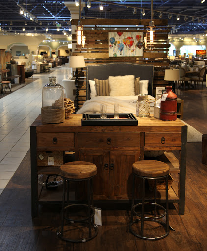 Furniture Store «Living Spaces - Van Nuys», reviews and photos, 14400 Arminta St, Panorama City, CA 91402, USA