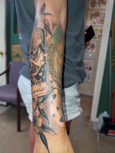 Explore small traditional tattoo ideas, creative tattoo ideas in Odessa, available at Little Dragon Tattoos Studio