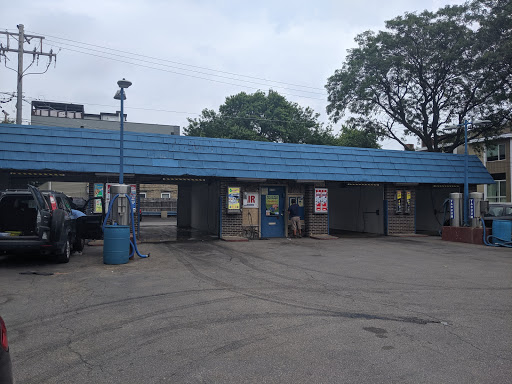 Car Wash «Grand & Oakley Car Wash», reviews and photos, 2300 W Grand Ave, Chicago, IL 60612, USA