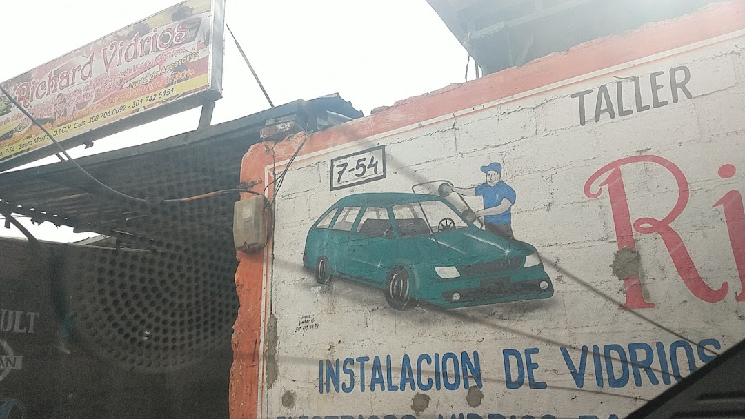 Richard Vidrios y Electrico