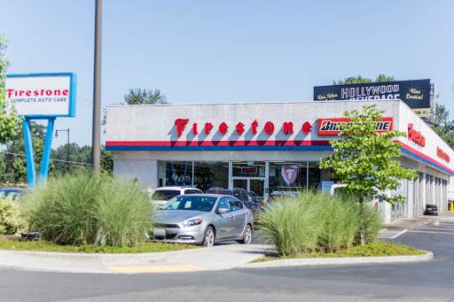 Tire Shop «Firestone Complete Auto Care», reviews and photos, 1900 McLoughlin Blvd Ste 123, Oregon City, OR 97045, USA