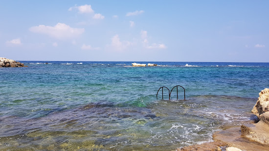 Hannouch beach
