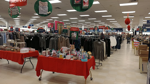 Department Store «Marshalls», reviews and photos, 2544 N Narragansett Ave, Chicago, IL 60707, USA