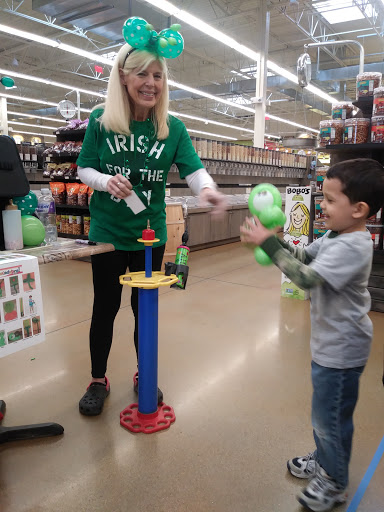 Natural Foods Store «Fresh Thyme Farmers Market- Fishers», reviews and photos, 11481 E 116th St, Fishers, IN 46037, USA