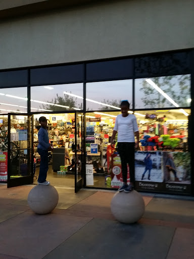 Sporting Goods Store «Big 5 Sporting Goods - Chino Hills», reviews and photos, 3975 Grand Ave, Chino, CA 91710, USA