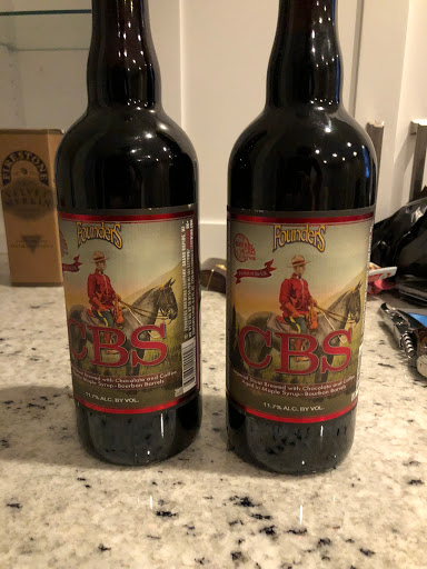 Liquor Store «Park West Liquor Wine And Beer», reviews and photos, 2570 N Lincoln Ave, Chicago, IL 60614, USA