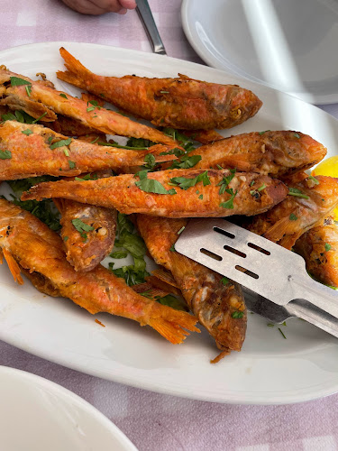 Unnamed Road, Πετρίτη 490 80