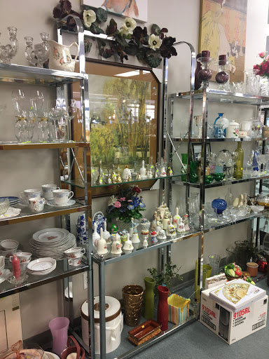 Donations Center «Seattle Childrens Kent Bargain Boutique», reviews and photos