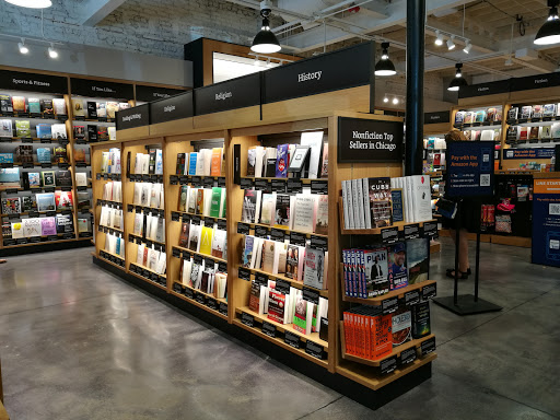 Book Store «Amazon Books», reviews and photos, 3441 N Southport Ave, Chicago, IL 60657, USA